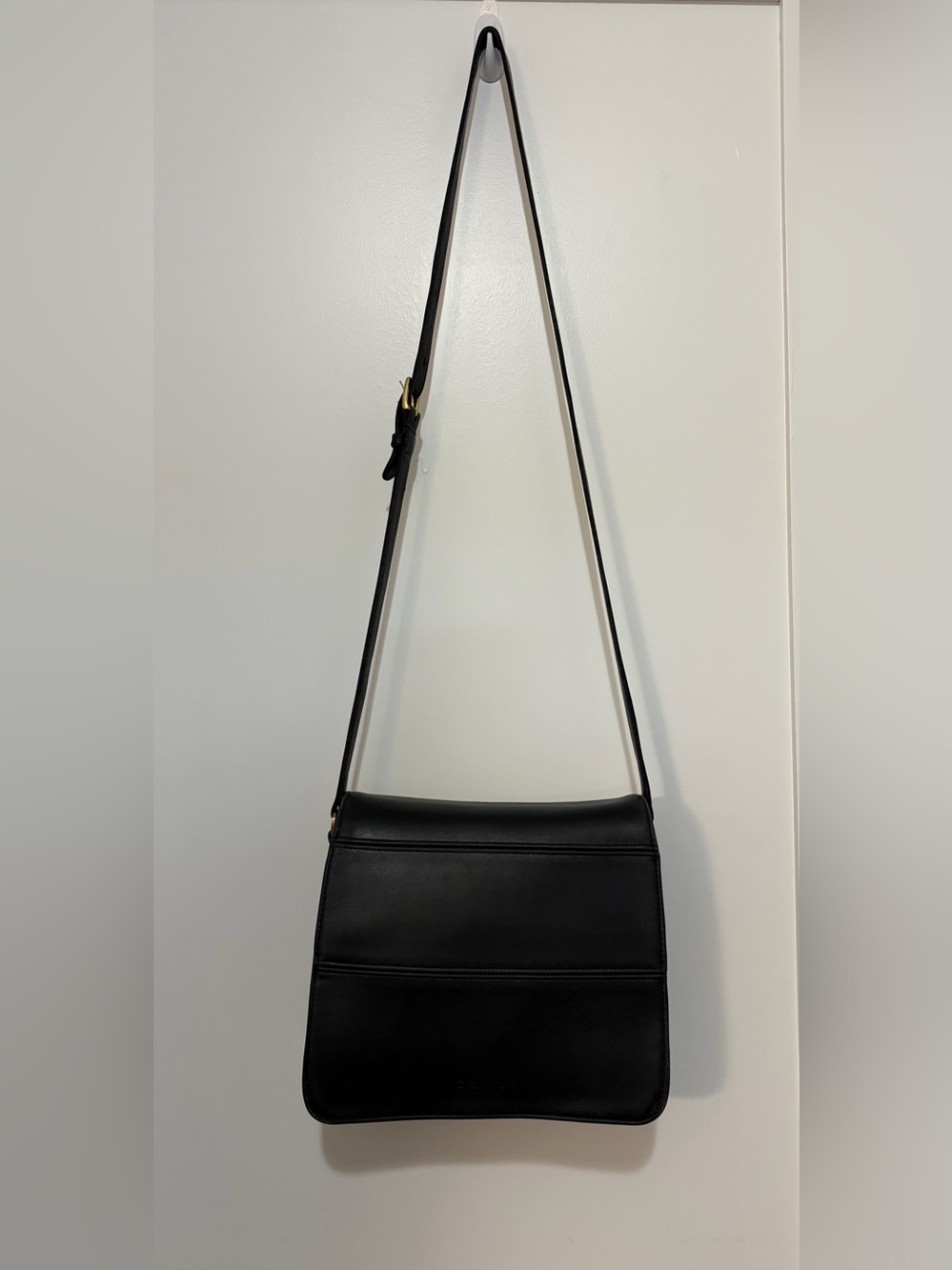 Rare Vintage Coach Tribeca Flap Bag (#9092)  Black Leather & Magnetic Closure